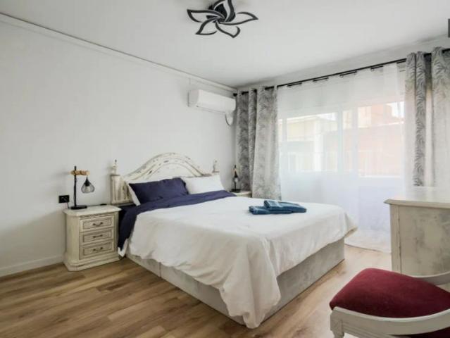 3 bedroom apartment for rent in Collblanc, L'Hospitalet de Llobregat
