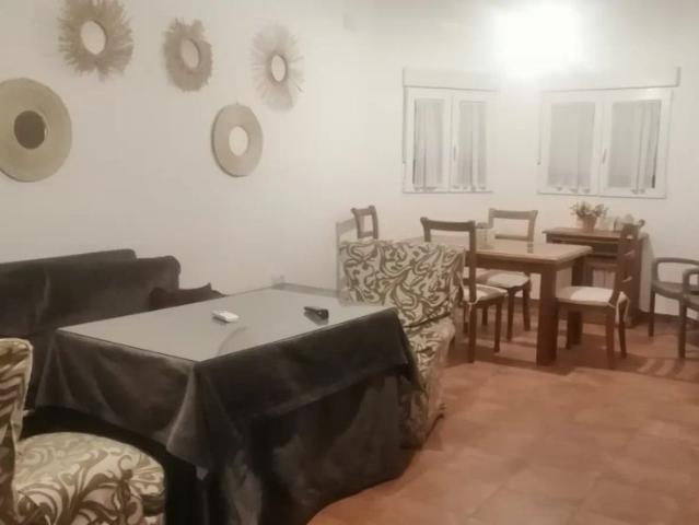 3 bedroom apartment for rent in Córdoba, all bills included
