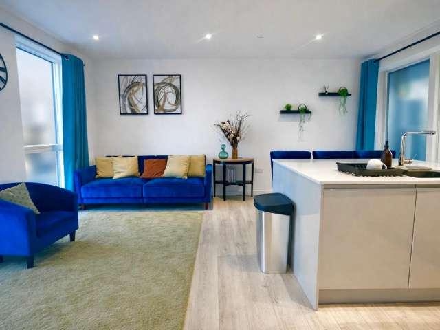 3 bedroom apartment for rent in Docklands, London