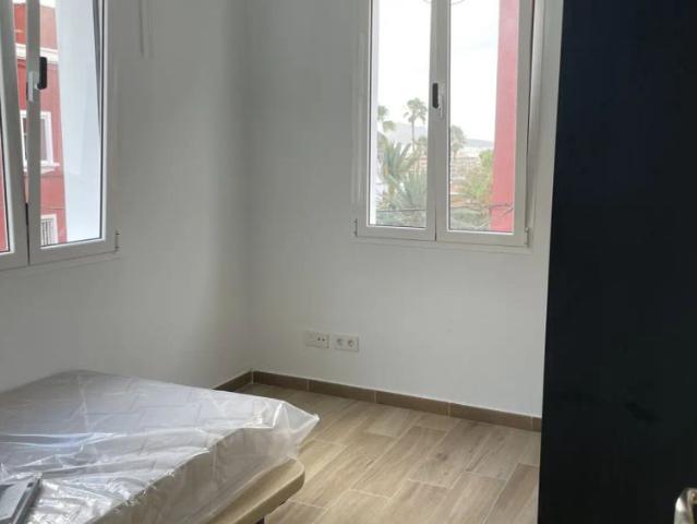 3 bedroom apartment for rent in Escaleritas, bills included