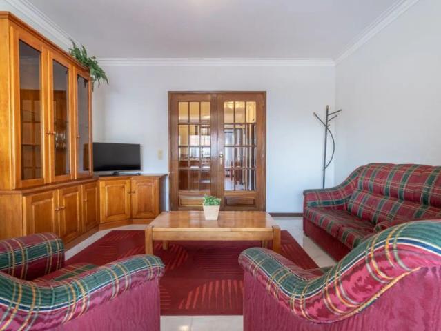 3 bedroom apartment for rent in Esposende