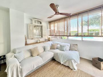 3 bedroom apartment for rent in seafront development in Playa Muchavista, El Campello