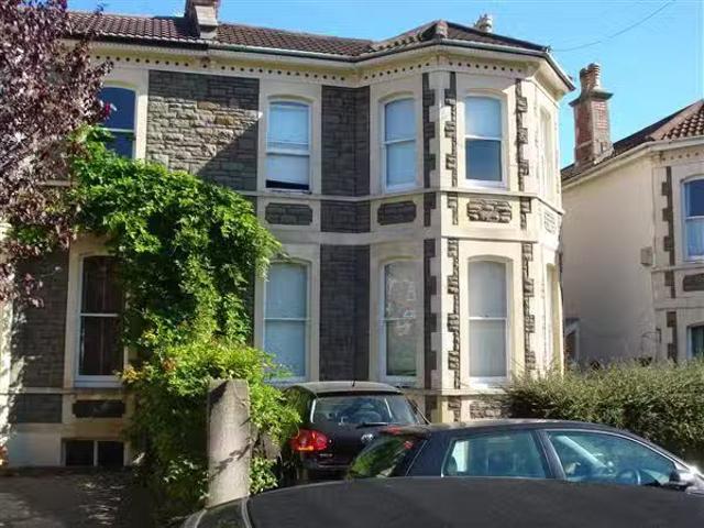 3 bedroom apartment for rent in Garden Flat, Alexandra Park, BS6