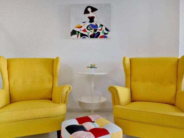 3 bedroom apartment for rent in Huerta de la Reina, bills included