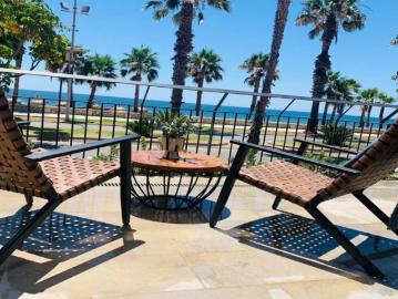 3 bedroom apartment for rent in La Caleta, bills included