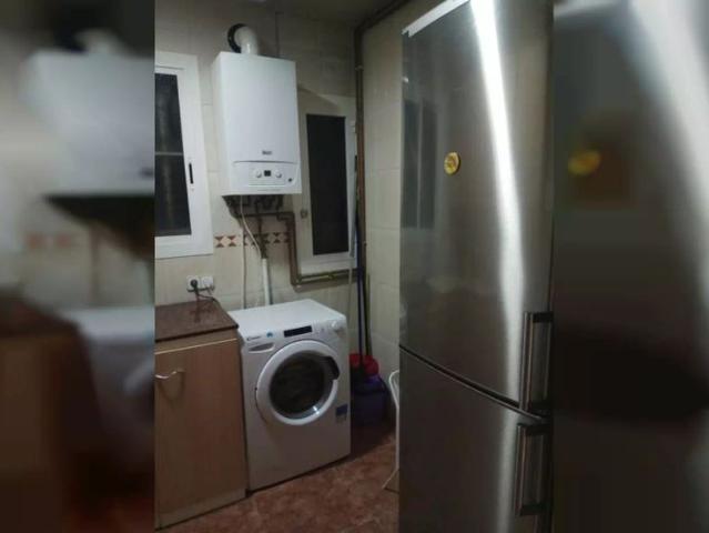 3 bedroom apartment for rent in La Torrassa, smoking allowed, pets allowed