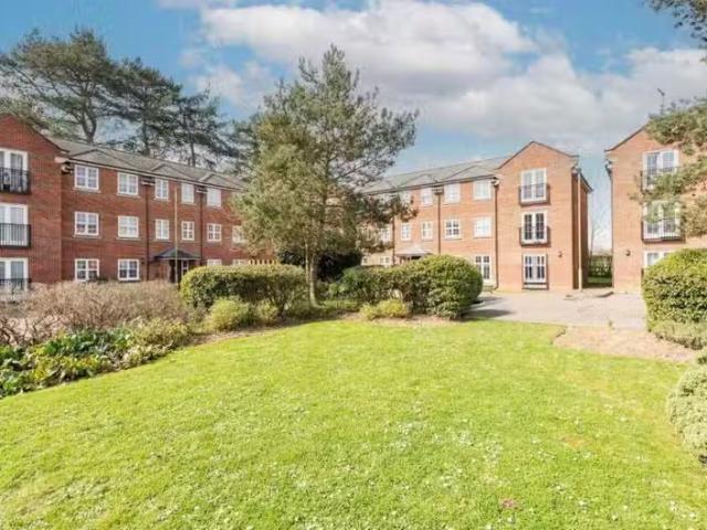 3 bedroom apartment for rent in Lime Tree Court, London Colney.