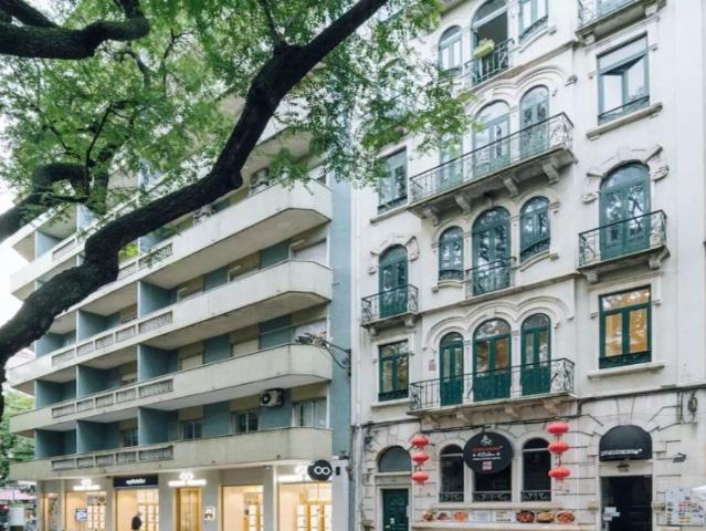 3 bedroom apartment for rent in Lisbon