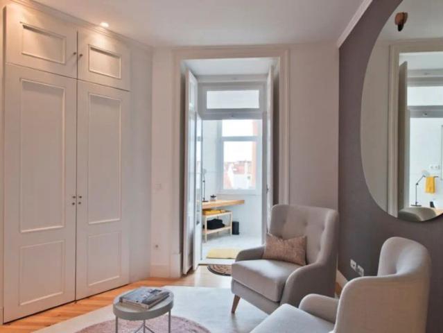 3 bedroom apartment for rent in Lisbon