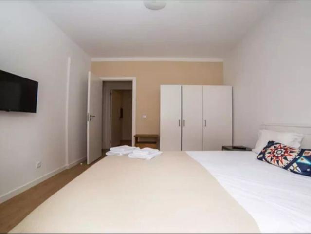 3 bedroom apartment for rent in Lisbon