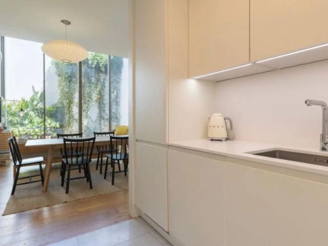 3 bedroom apartment for rent in Lisbon. All bills included