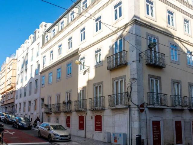 3 bedroom apartment for rent in Lisbon, all bills included