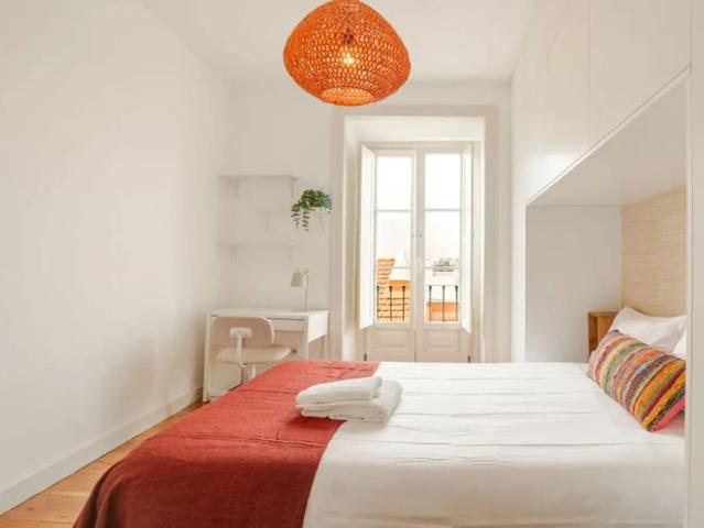 3 bedroom apartment for rent in Lisbon, bills included