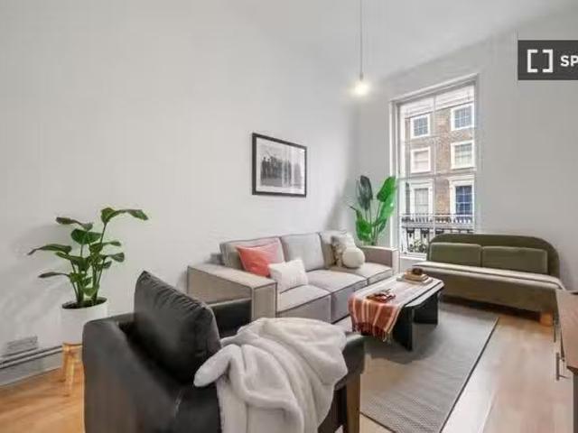 3 bedroom apartment for rent in London