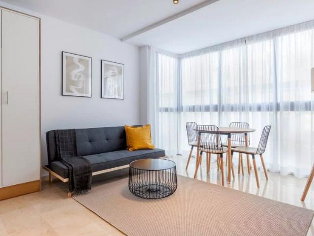 3 bedroom apartment for rent in Patraix, some bills included