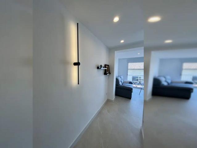 3 bedroom apartment for rent in Pinedo, perfect for couples