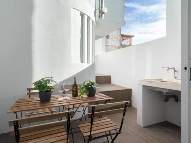 3 bedroom apartment for rent in Porto