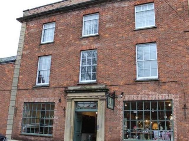 3 bedroom apartment for rent in Priory Road Wells Somerset BA5