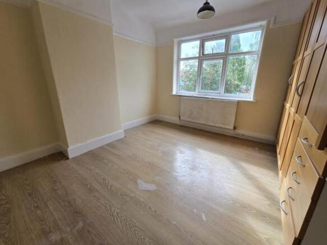 3 bedroom apartment for rent in Rye Bank Road, Stretford, Trafford, M16