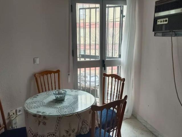 3 bedroom apartment for rent in Rochelambert, bills included