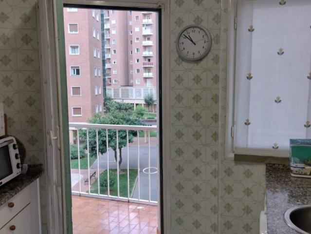3 bedroom apartment for rent in San Pedro de Deustu, bills included
