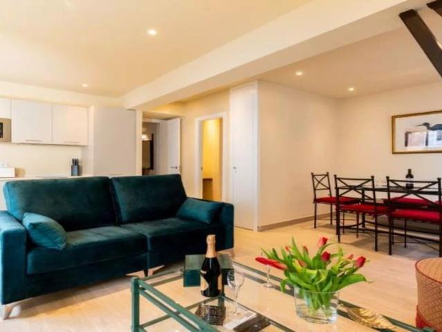 3 bedroom apartment for rent in Santa Cruz, bills included