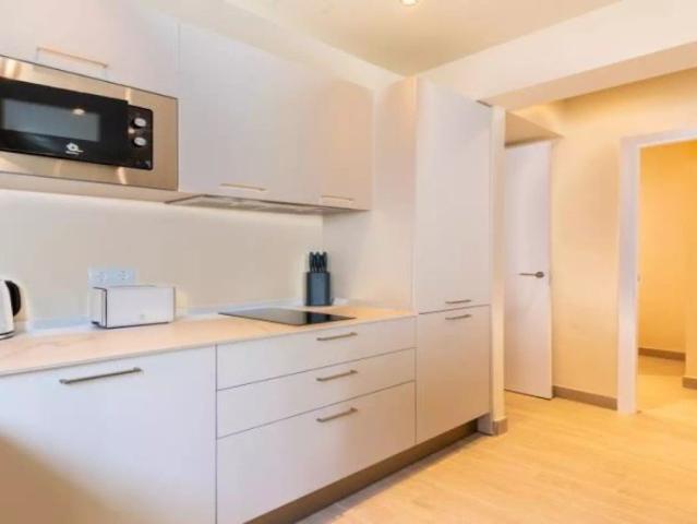 3 bedroom apartment for rent in Santa Cruz, bills included