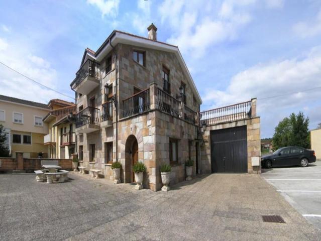 3 bedroom apartment for rent in Santander, all bills included