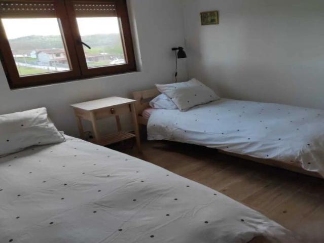 3 bedroom apartment for rent in Santander, bills included
