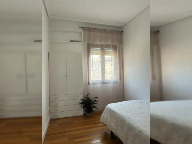3 bedroom apartment for rent in Santander, bills included