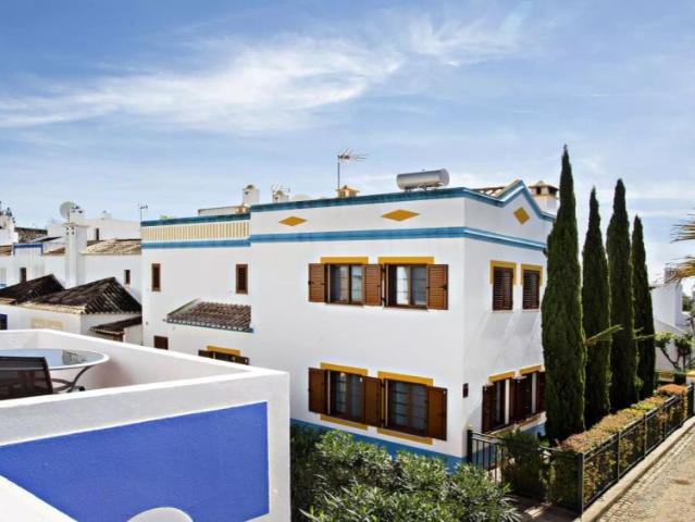 3 bedroom apartment for rent in Tavira