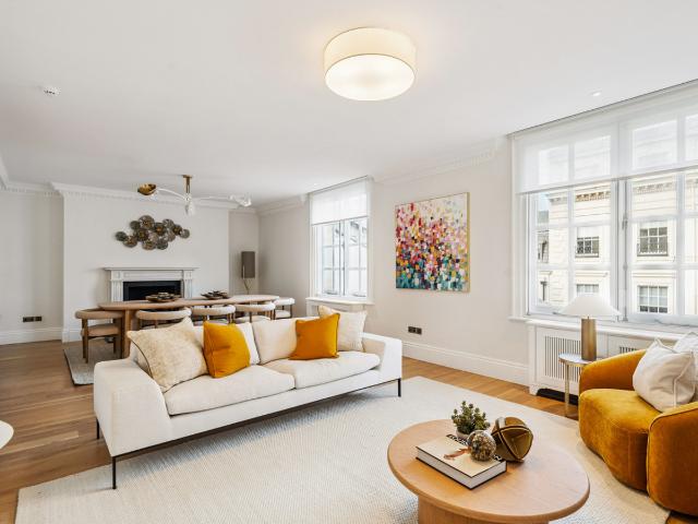 3 bedroom apartment for rent in Upper Grosvenor Street, London, W1K