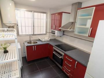 3 bedroom apartment for rent in Valencia