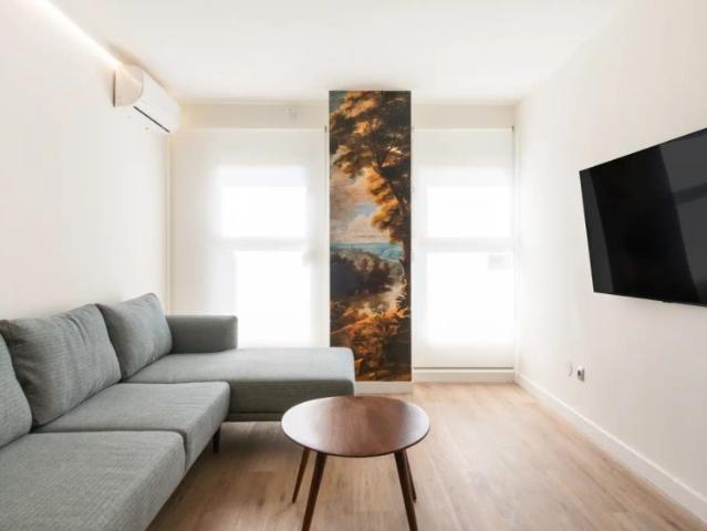 3 bedroom apartment for rent in Ventas, Madrid