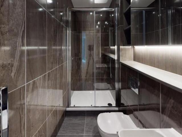 3 bedroom apartment for rent in Victoria Residence, Crown Street, M15