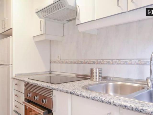 3 bedroom apartment for rent in Vista Alegre, Madrid