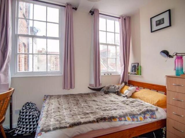3 bedroom apartment for rent in Waterloo Street, Clifton, BS8
