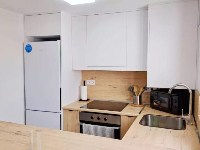 3 bedroom apartment for rent in Zaragoza, bills included