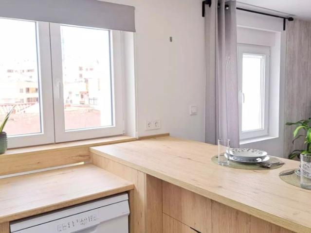 3 bedroom apartment for rent in Zaragoza, bills included