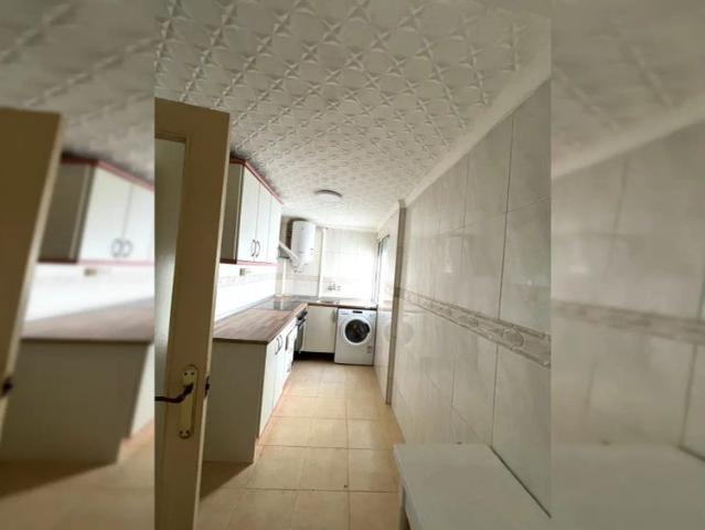 3 bedroom apartment for rent in Zaragoza