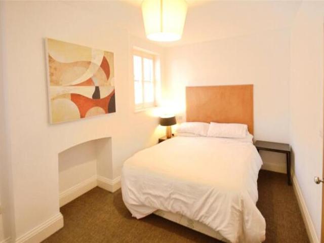 3 bedroom apartment for sale in Cathedral Road, Cardiff, CF11