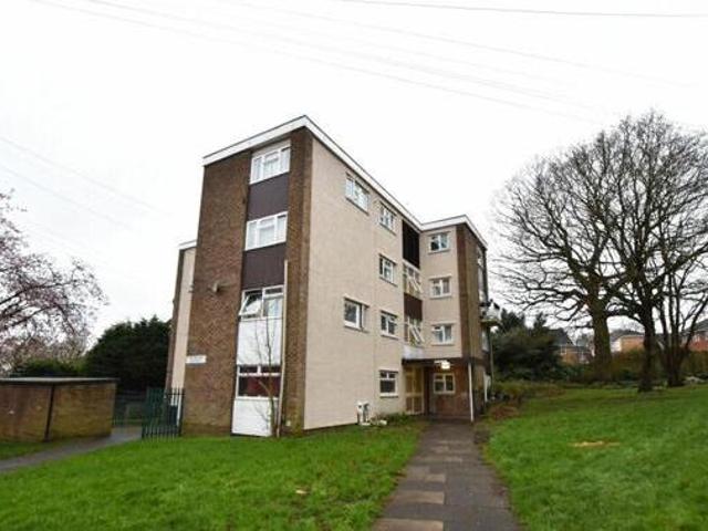 3 Bedroom Apartment For Sale In Leeds