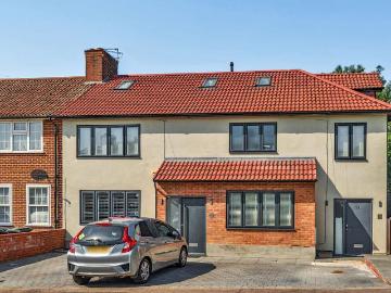 3 bedroom apartment for sale