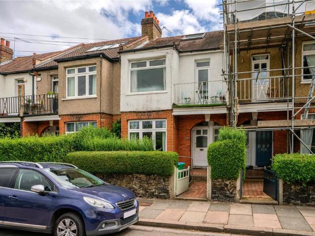 3 bedroom apartment for sale