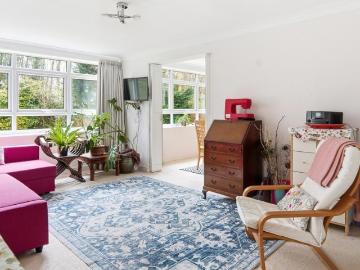 3 bedroom apartment for sale