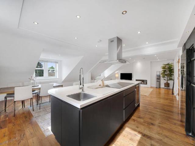 3 bedroom apartment for sale