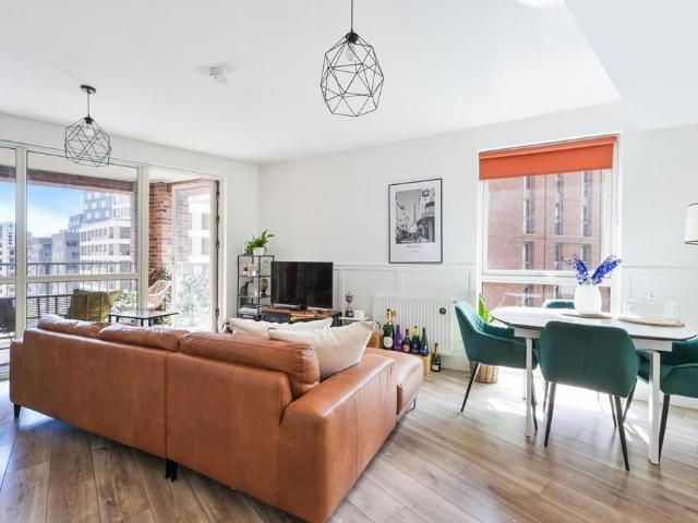 3 bedroom apartment for sale