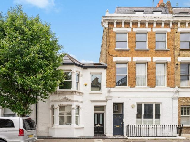 3 bedroom apartment for sale