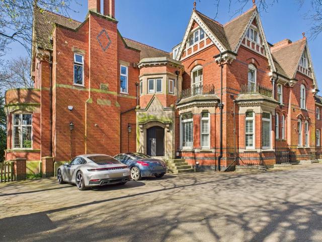 3 bedroom apartment for sale