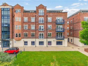 3 bedroom apartment for sale